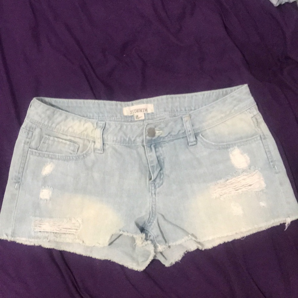 Cute Forever 21 denim shorts